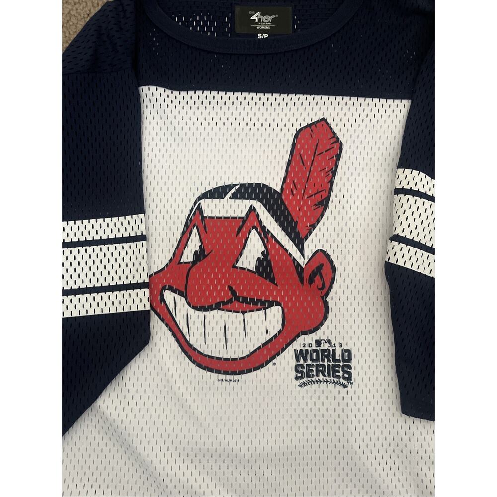 Cleveland Indians Womens Short Sleeve T-Shirt S G-III 4her By Carl Banks MLB - Picture 2 of 7
